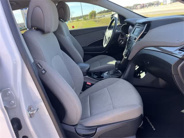 Thumbnail: 2017 Hyundai Santa Fe - 12