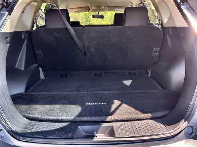 Thumbnail: 2015 Nissan Rogue - 20