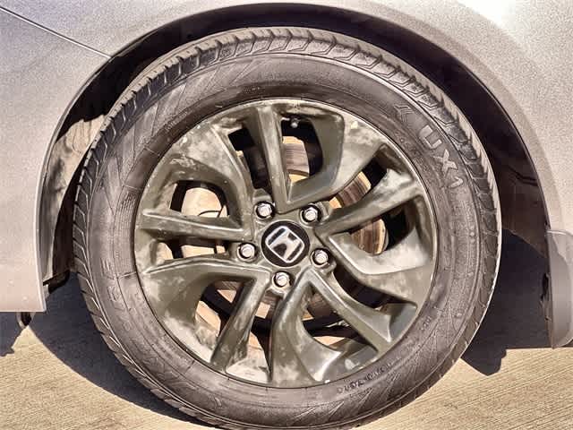 Thumbnail: 2015 Honda Civic - 9