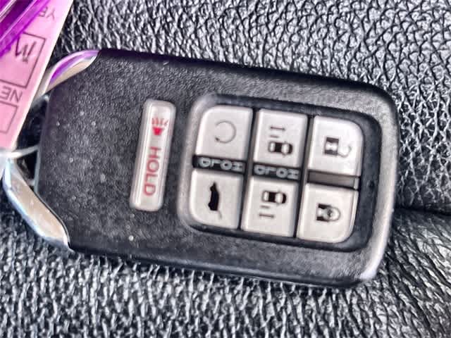 Thumbnail: 2021 Honda Odyssey - 21