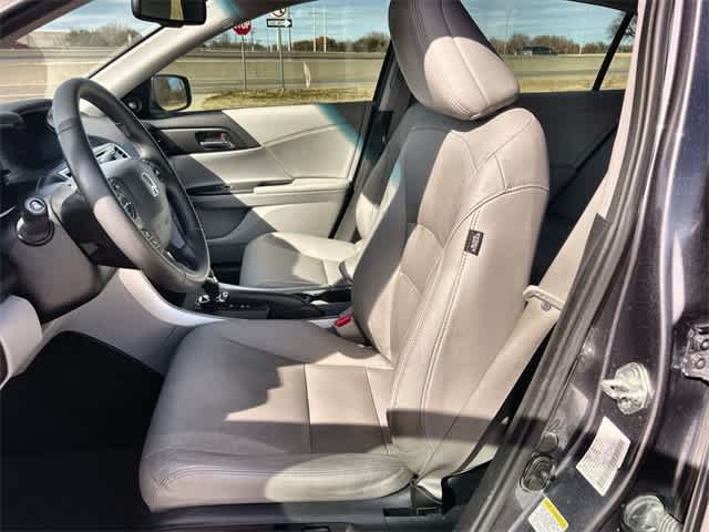 Thumbnail: 2013 Honda Accord - 11