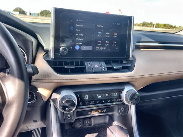 Thumbnail: 2025 Toyota RAV4 - 18