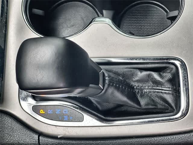 Thumbnail: 2018 Jeep Grand Cherokee - 16