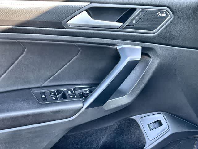 Thumbnail: 2021 Volkswagen Tiguan - 30