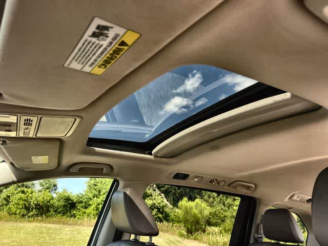 Thumbnail: 2014 Honda Odyssey - 32