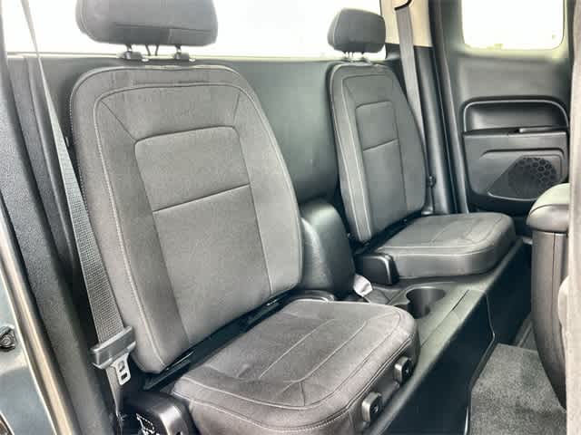 Thumbnail: 2015 GMC Canyon - 14