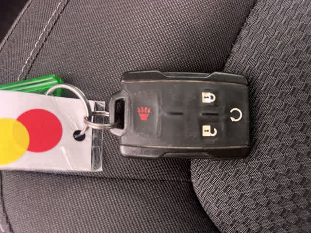 Thumbnail: 2021 Chevrolet Colorado - 21