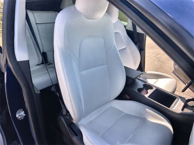 Thumbnail: 2022 Tesla Model Y - 12