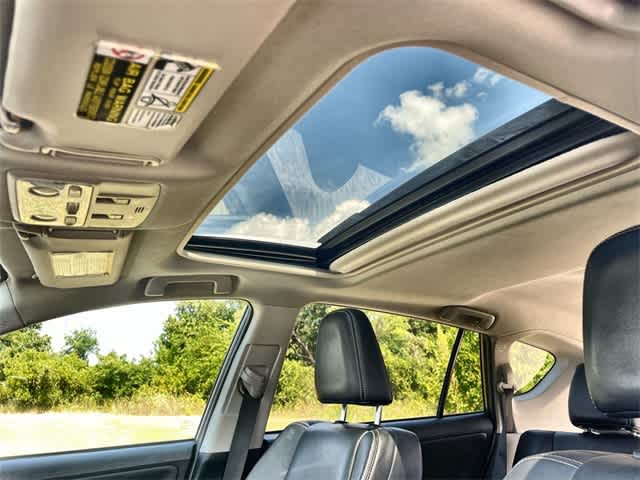 Thumbnail: 2014 Toyota RAV4 - 32