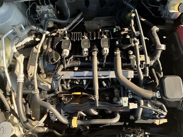 Thumbnail: 2018 Nissan Kicks - 10