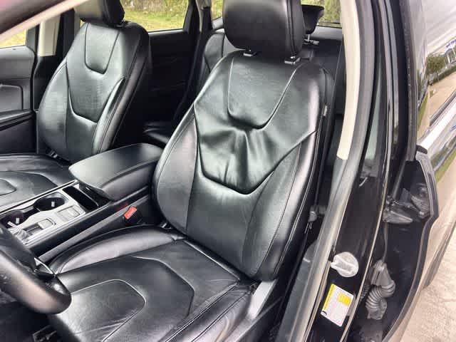 Thumbnail: 2019 Ford Edge - 11