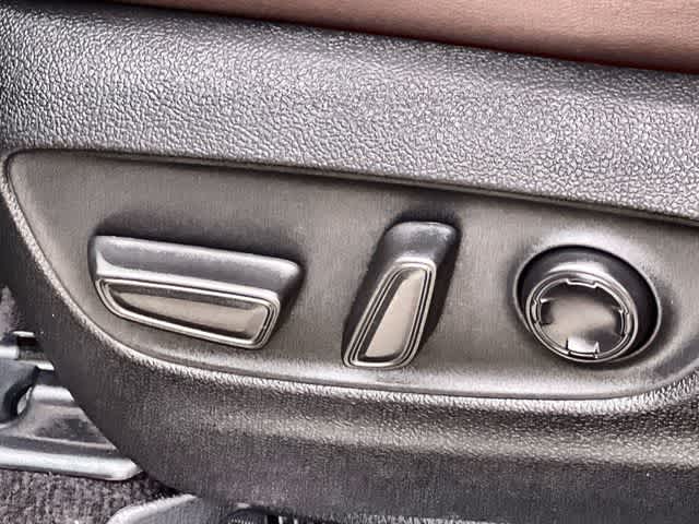 Thumbnail: 2024 Toyota Sienna - 31