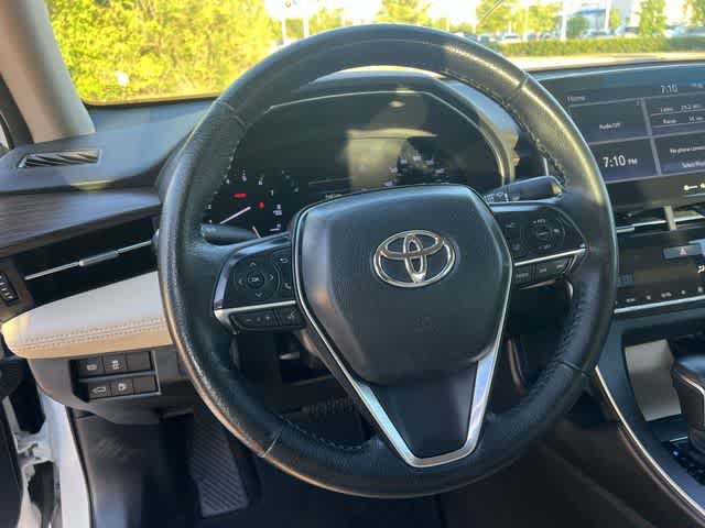 Thumbnail: 2022 Toyota Avalon - 17
