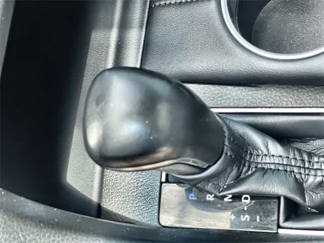 Thumbnail: 2021 Toyota Avalon - 16