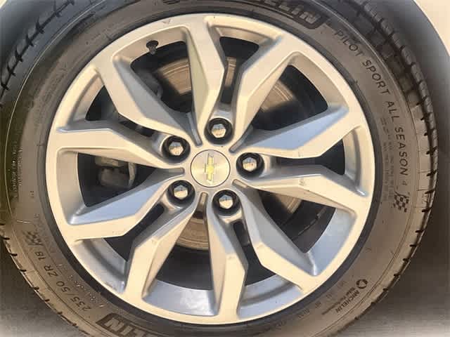 2019 Chevrolet Impala LT 9