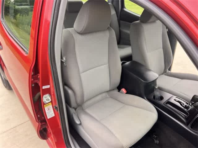 2012 Toyota Tacoma  12