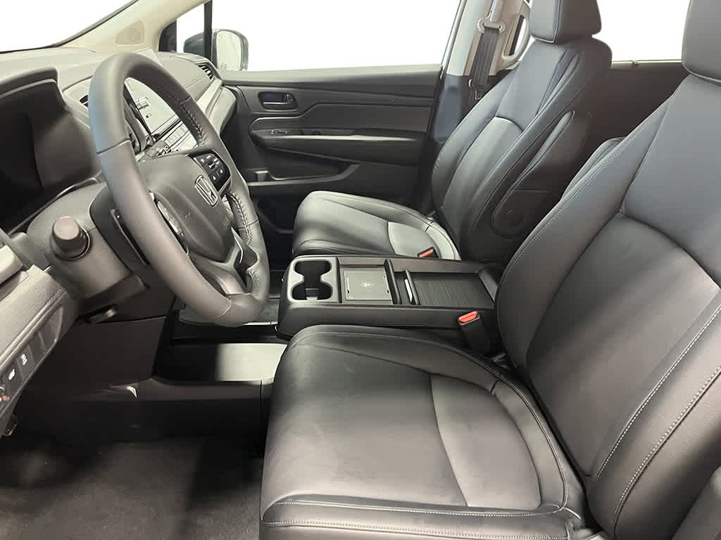 Thumbnail: 2026 Honda Odyssey - 14