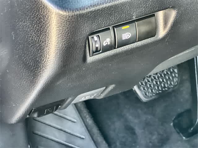 Thumbnail: 2021 Toyota RAV4 - 28