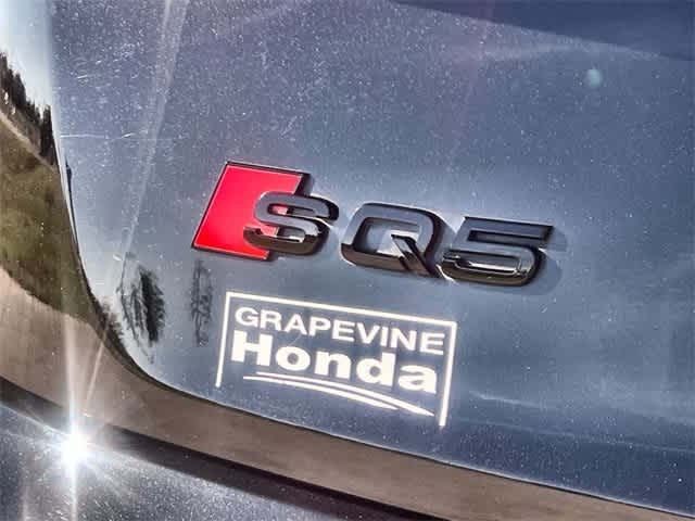 Thumbnail: 2024 Audi SQ5 - 8