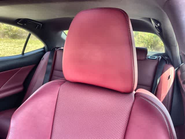 Thumbnail: 2018 Lexus IS - 25