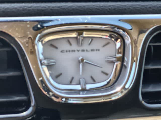 Thumbnail: 2012 Chrysler 200 - 31