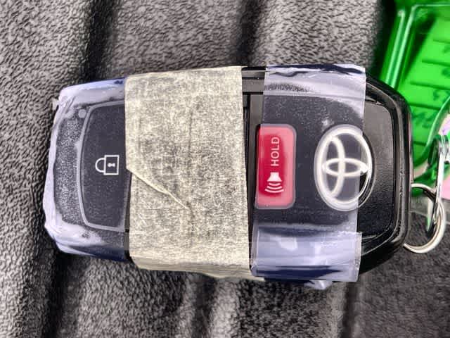 Thumbnail: 2023 Toyota Tundra - 21