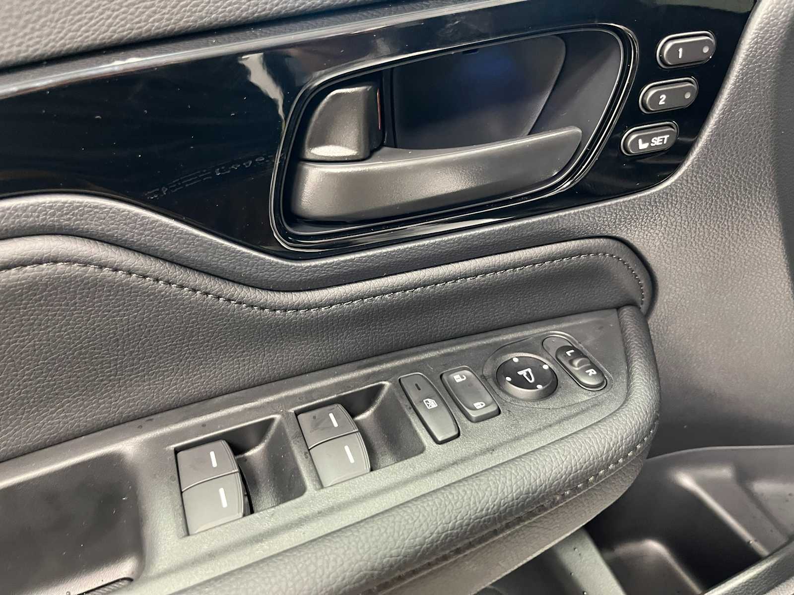 Thumbnail: 2026 Honda Odyssey - 9