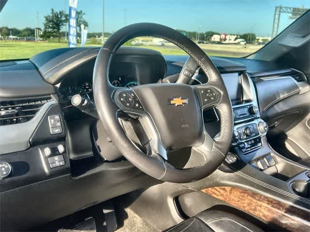 Thumbnail: 2017 Chevrolet Suburban - 14