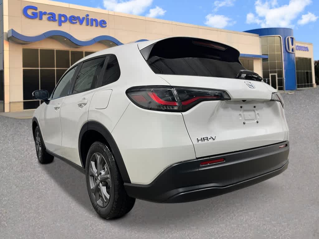 Thumbnail: 2027 Honda HR-V - 3