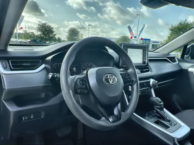 Thumbnail: 2019 Toyota RAV4 - 14