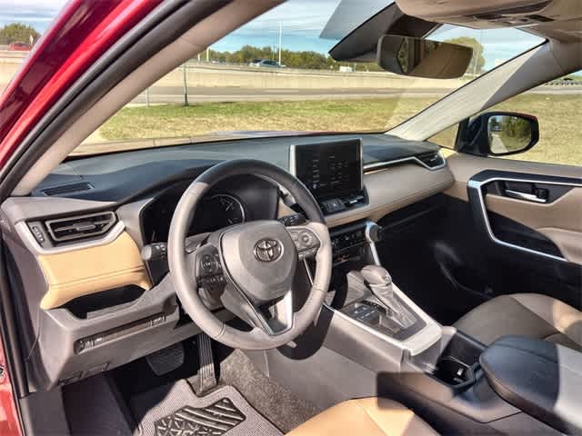 Thumbnail: 2025 Toyota RAV4 - 15