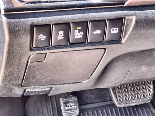 Thumbnail: 2016 Toyota Avalon - 29