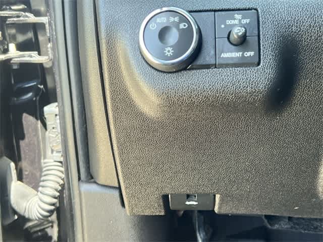 Thumbnail: 2013 Buick Enclave - 28