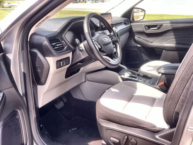 Thumbnail: 2024 Ford Escape - 3
