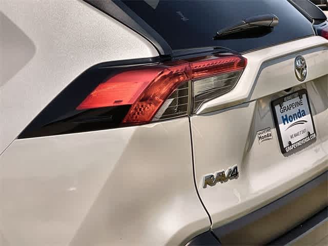 Thumbnail: 2023 Toyota RAV4 - 8