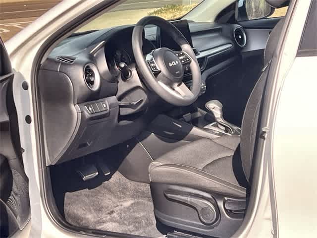 Thumbnail: 2023 Kia Forte - 3