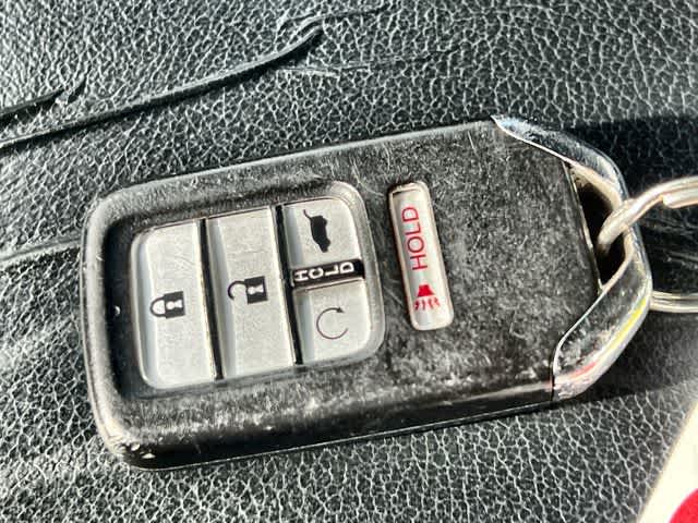 Thumbnail: 2017 Honda CR-V - 21