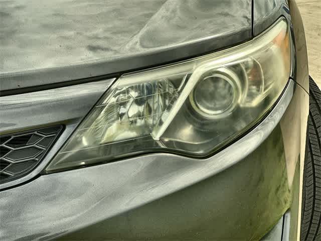Thumbnail: 2012 Toyota Camry - 24
