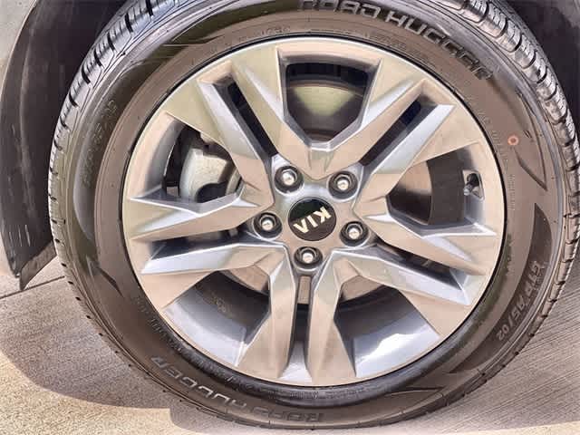 2021 Kia Seltos S 9