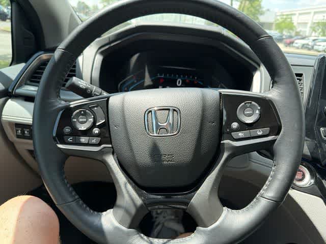 Thumbnail: 2023 Honda Odyssey - 16