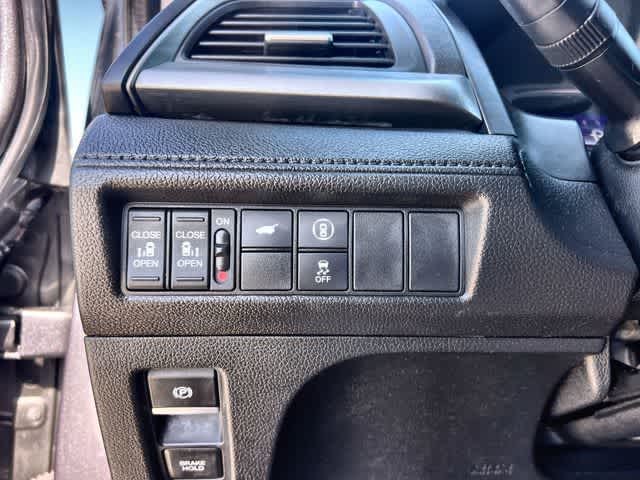 Thumbnail: 2023 Honda Odyssey - 28