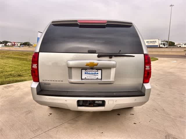 Thumbnail: 2014 Chevrolet Suburban - 6