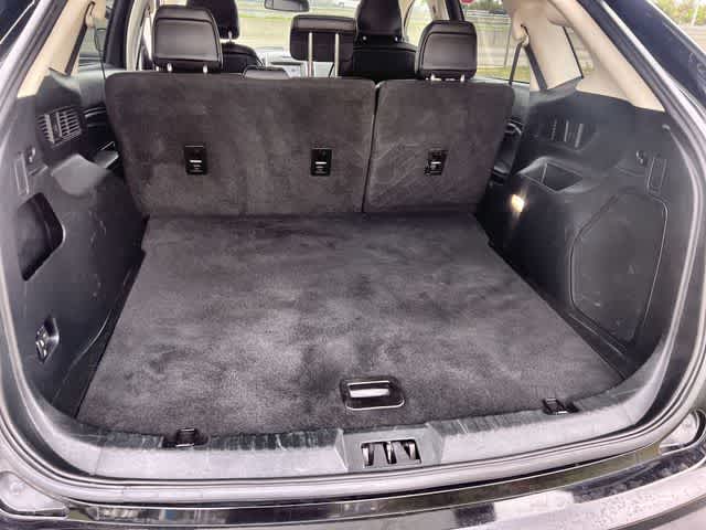 Thumbnail: 2019 Ford Edge - 20