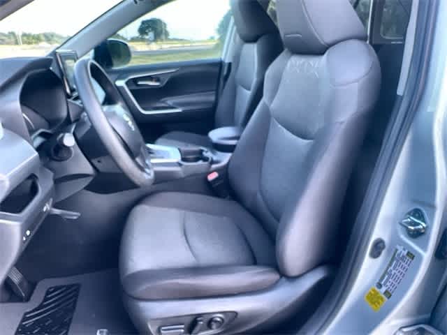 Thumbnail: 2021 Toyota RAV4 - 11