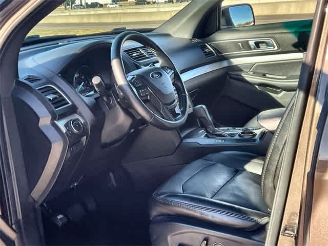 Thumbnail: 2016 Ford Explorer - 3