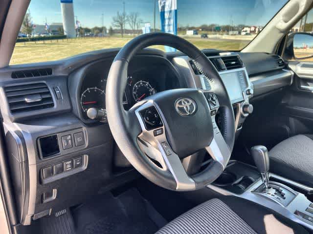 Thumbnail: 2022 Toyota 4Runner - 15