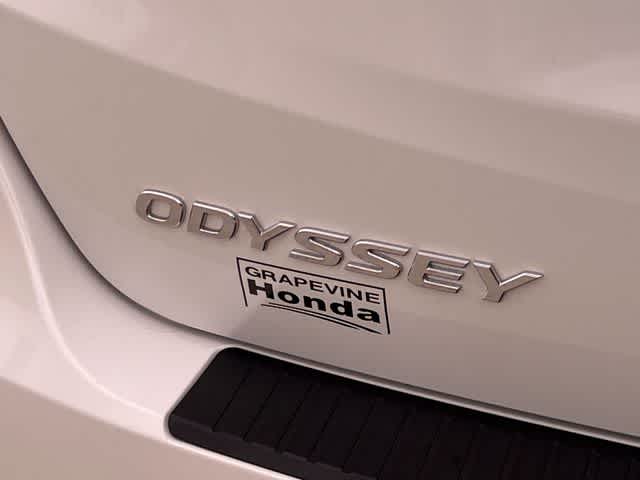Thumbnail: 2023 Honda Odyssey - 8