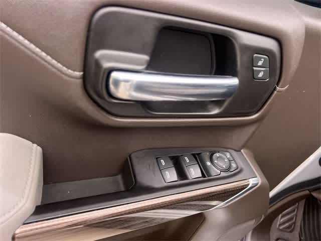 Thumbnail: 2020 Chevrolet Silverado 1500 - 30