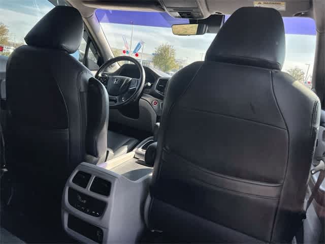 Thumbnail: 2019 Honda Pilot - 13