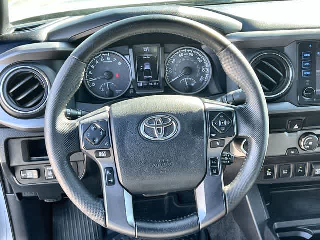 Thumbnail: 2019 Toyota Tacoma - 17